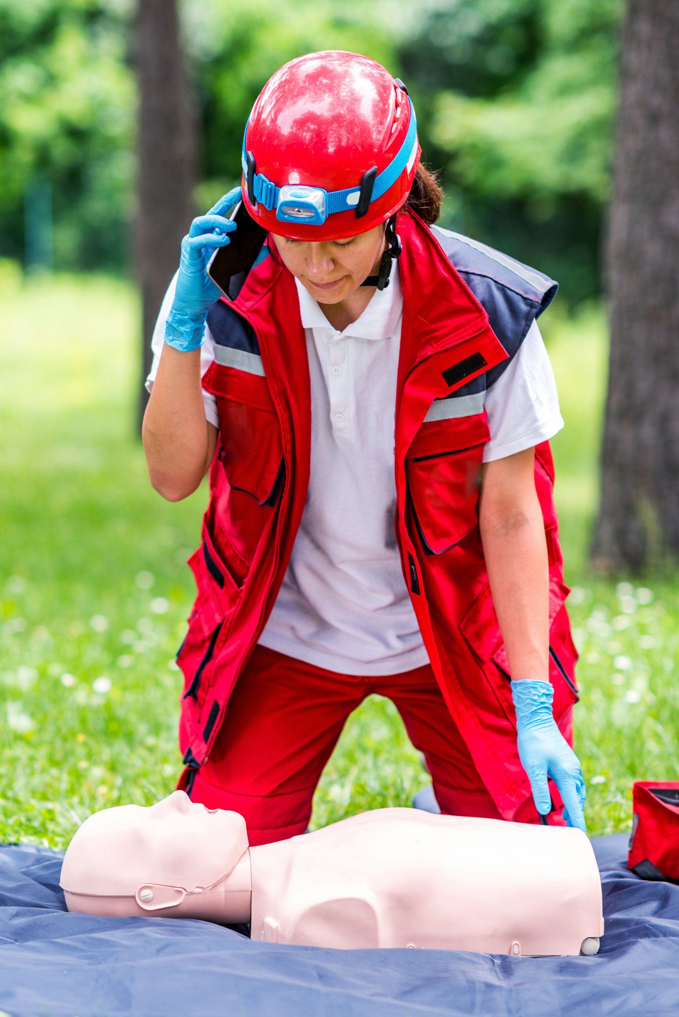 CPR first aid demonstration